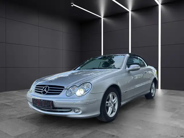 Mercedes-Benz CLK 320 AVANTGARDE /LEDER/94.000KM/XENON/