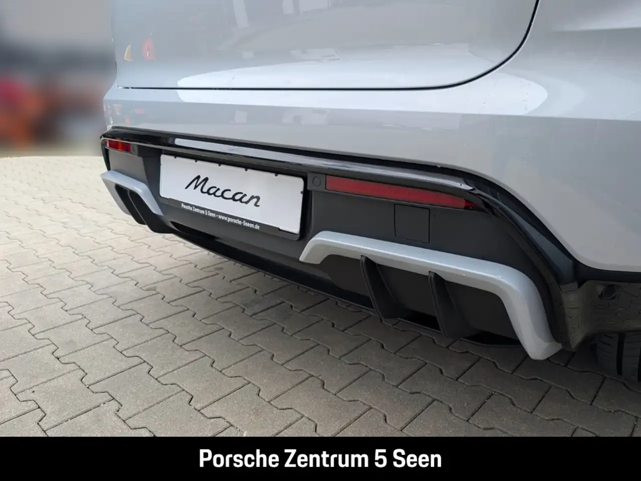 Porsche Macan SPORTDESIGN, PANO, PASM, BOSE, ACC, SERVO+ 10