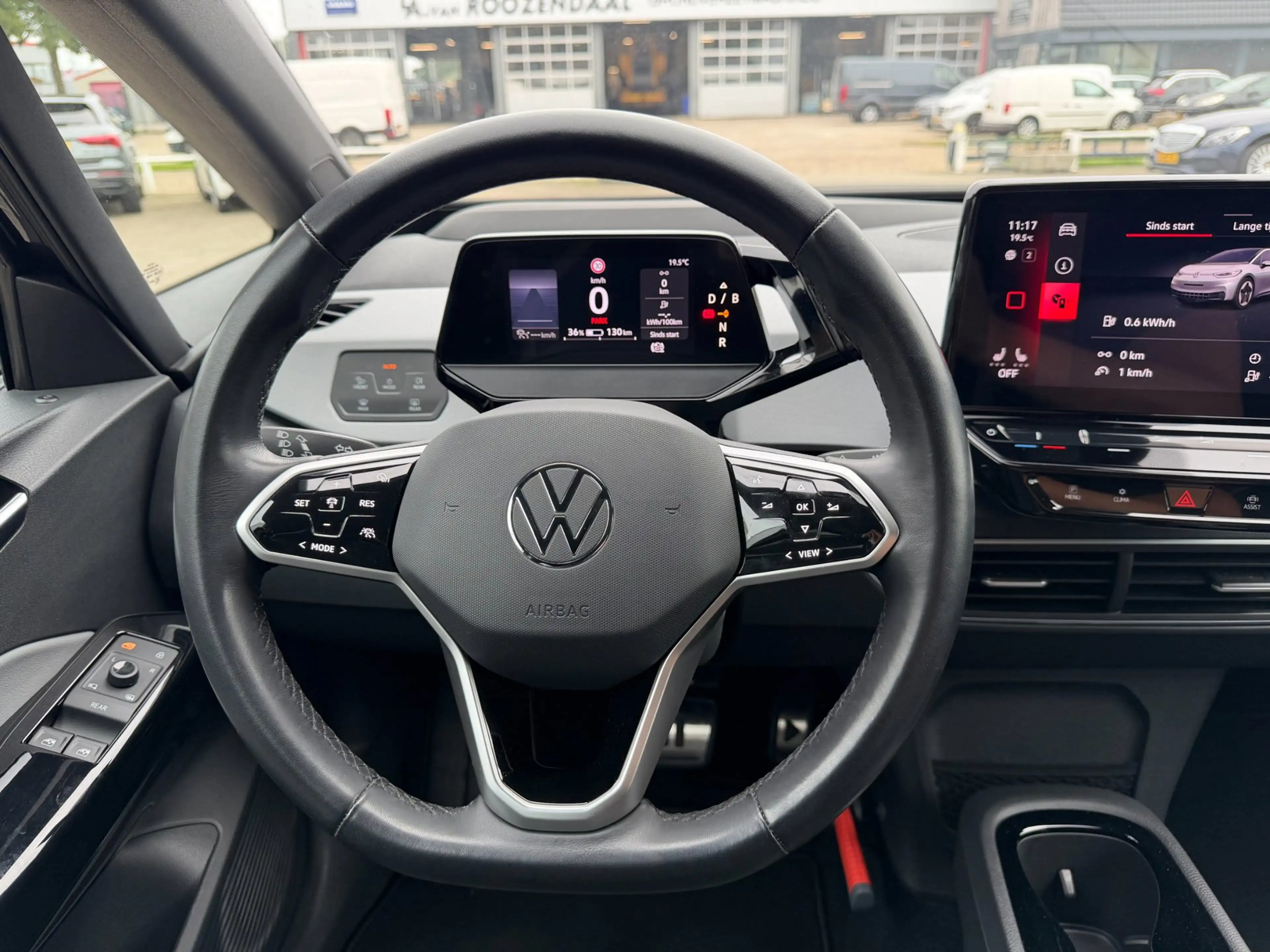 Volkswagen ID.3 Pro SOH 95% PANO / SPORT STOEL / NL AUTO / IQ LIGH — photo 39