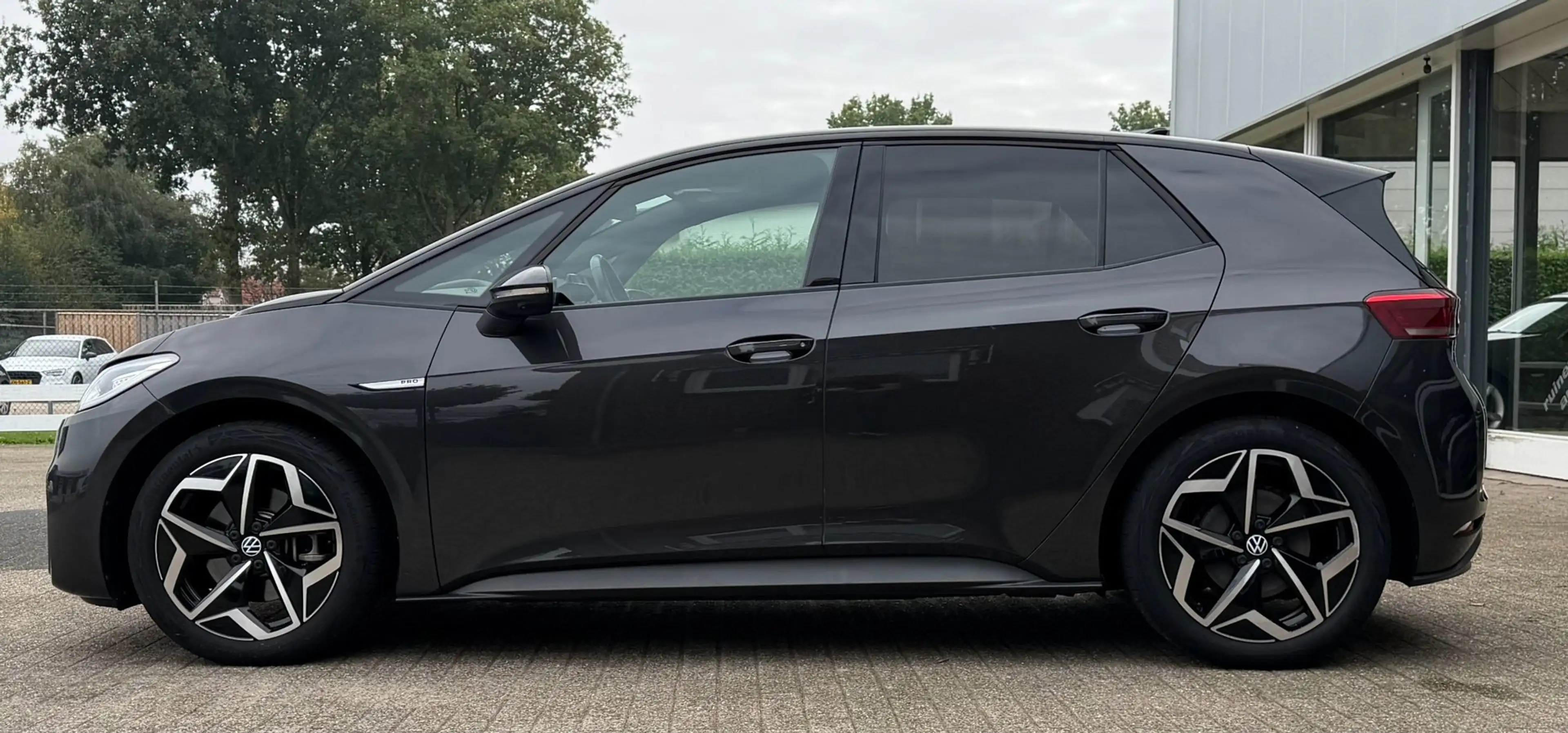 Volkswagen ID.3 Pro SOH 95% PANO / SPORT STOEL / NL AUTO / IQ LIGH — photo 8