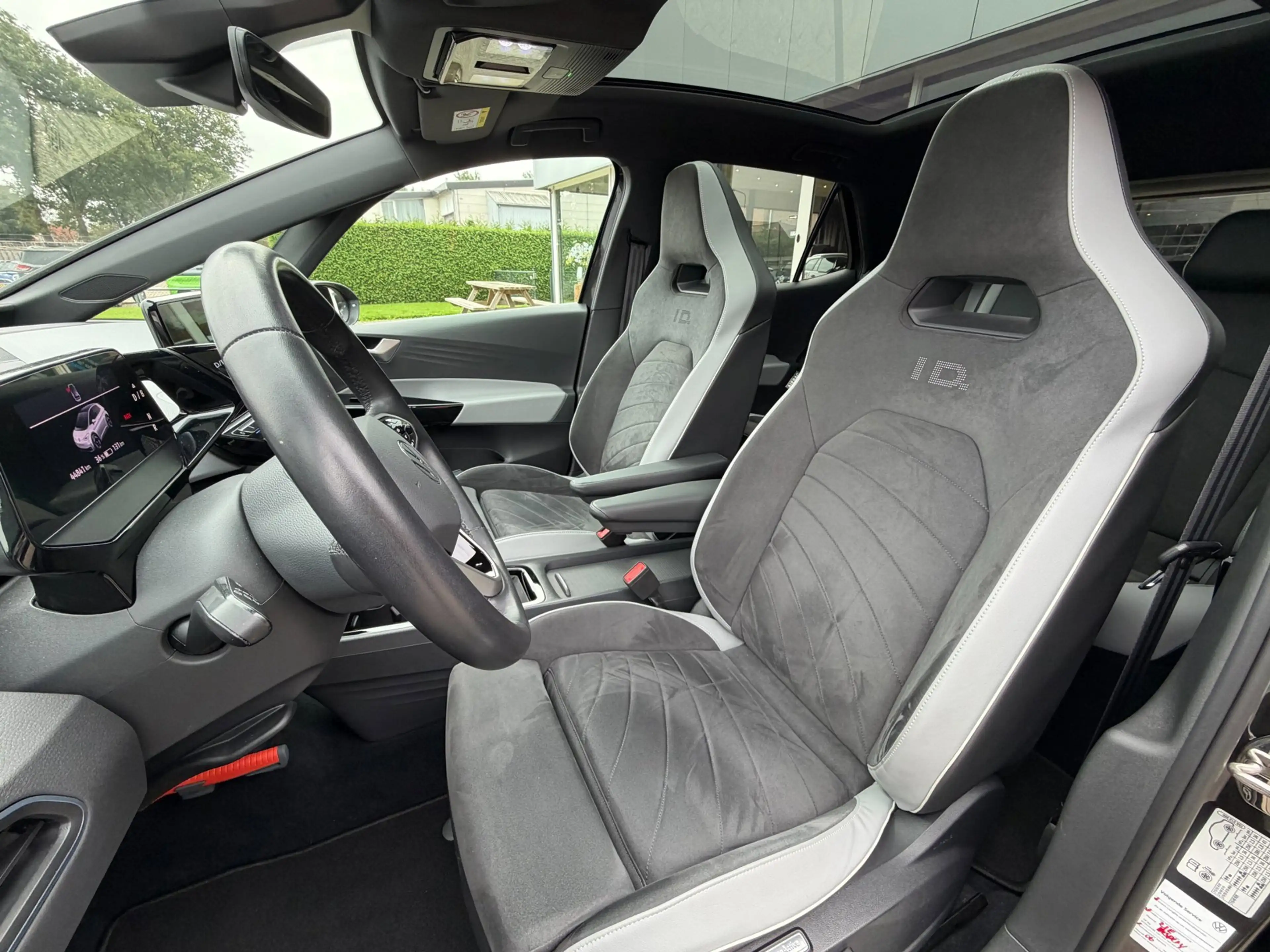 Volkswagen ID.3 Pro SOH 95% PANO / SPORT STOEL / NL AUTO / IQ LIGH — photo 17