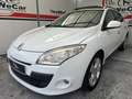 Renault Megane Sport Tourer 1.6 Dynamique Weiß - thumbnail 25