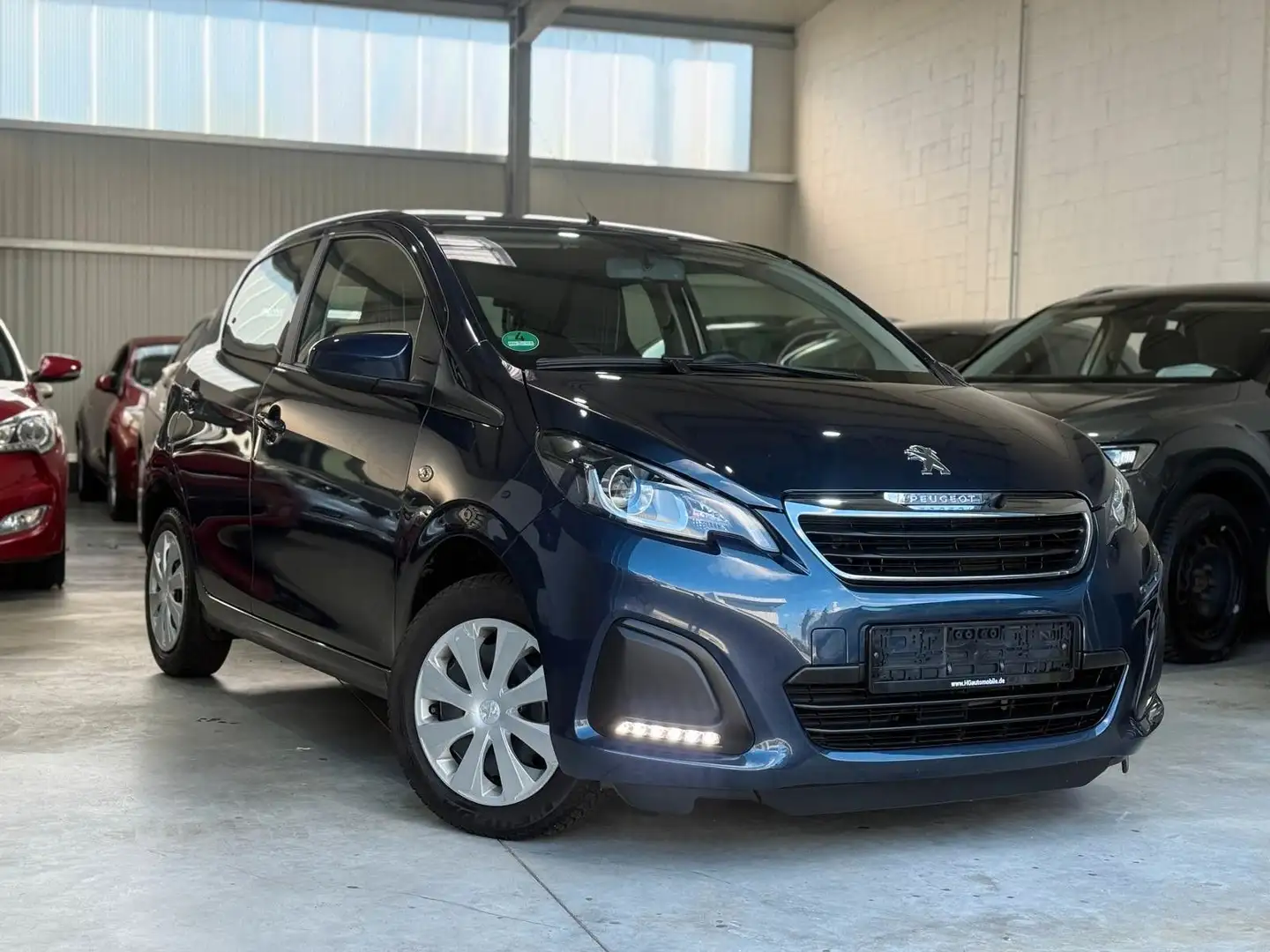 Peugeot 108 Active 1Hand Automatik SHZ Klima Bleu - 2
