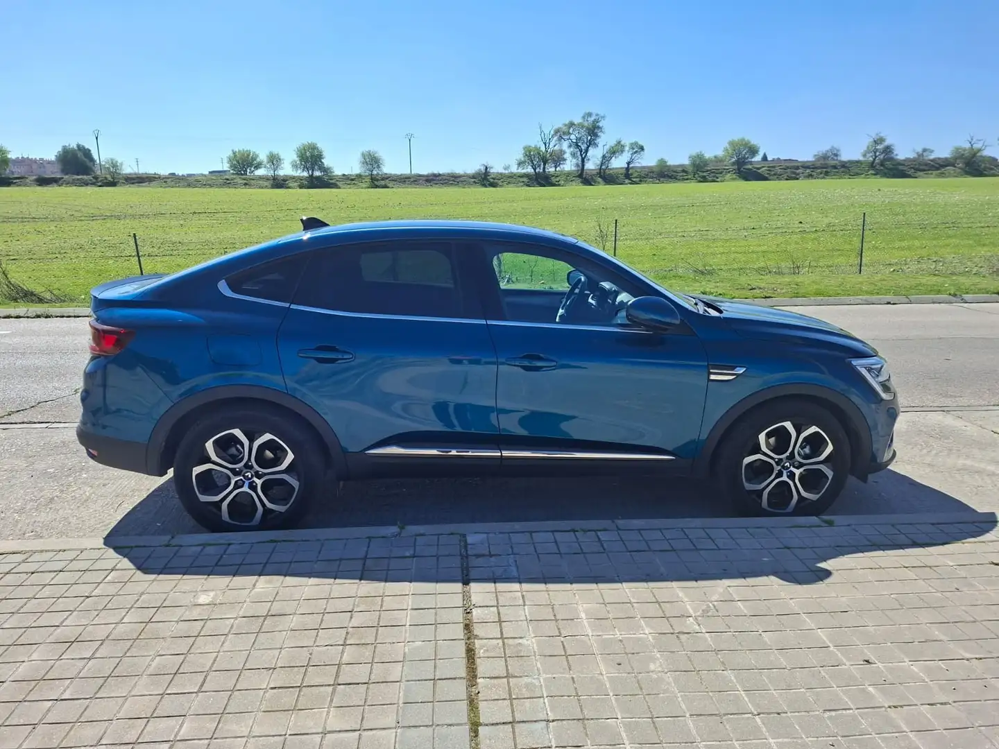 Renault Arkana 1.6 E-Tech Equilibre 145CV - 1