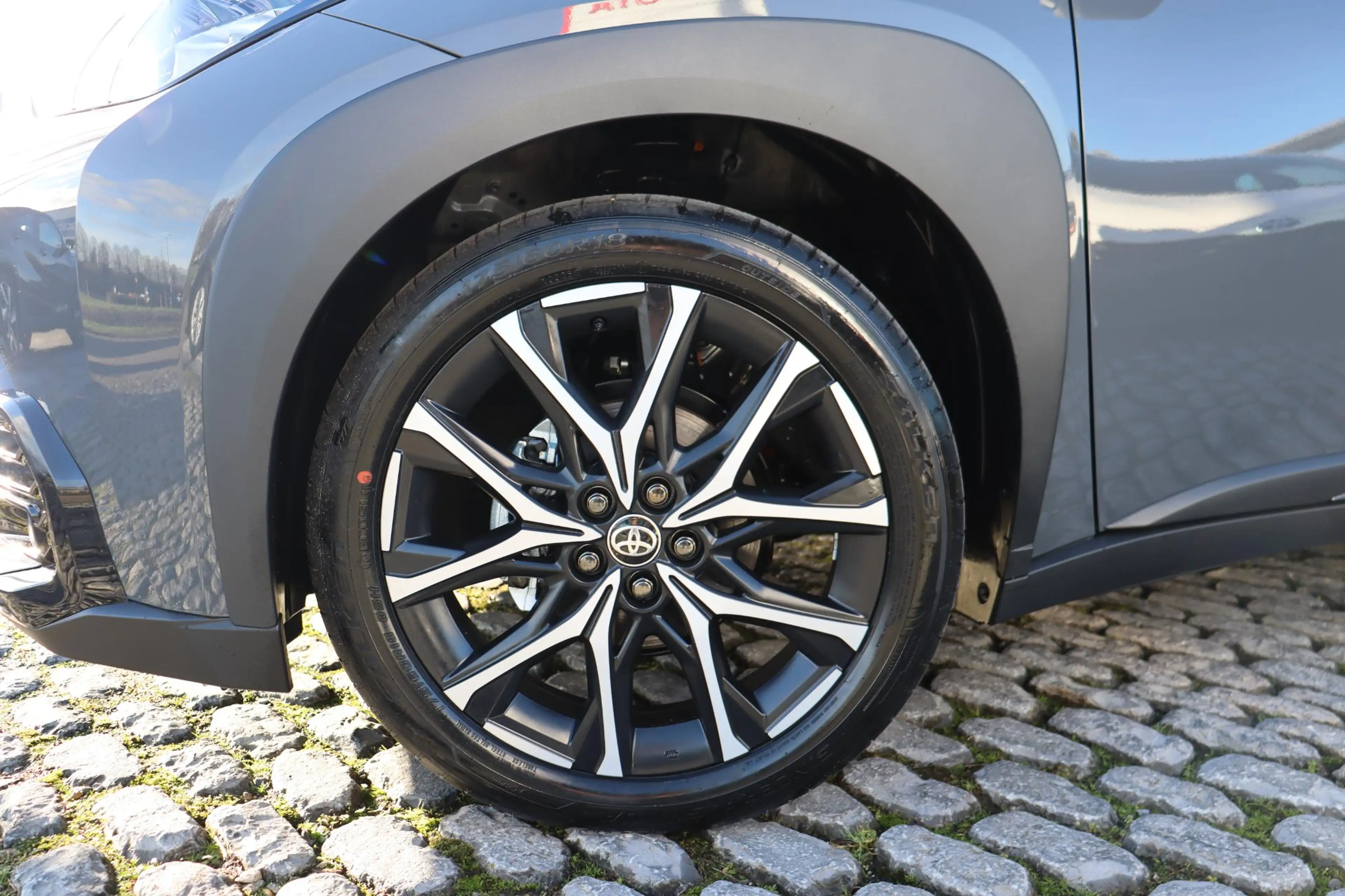 Toyota Aygo X Hybrid 115 GR Sport, € 1.100 Demo korting! ! — photo 4