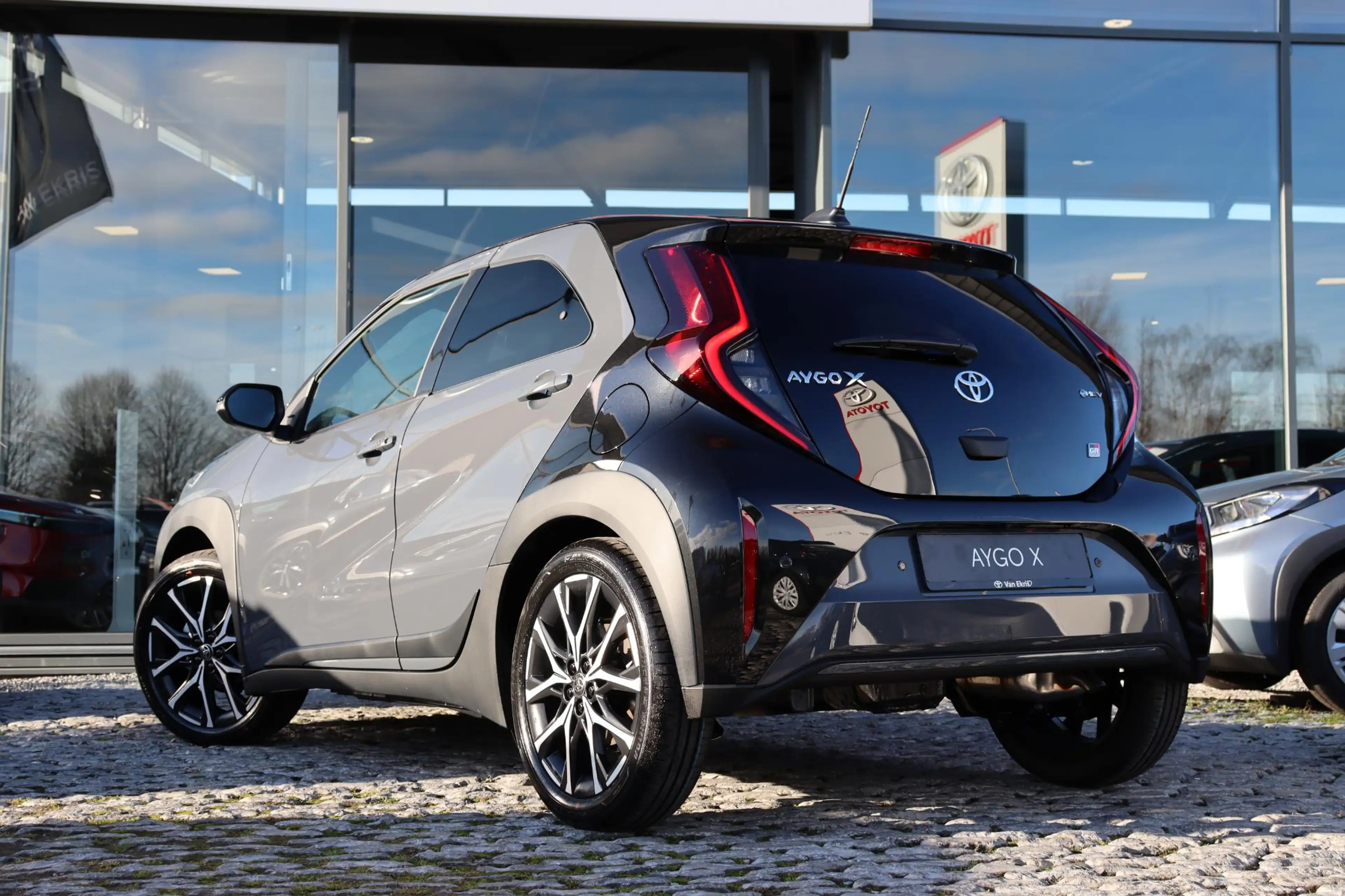 Toyota Aygo X Hybrid 115 GR Sport, € 1.100 Demo korting! ! — photo 7