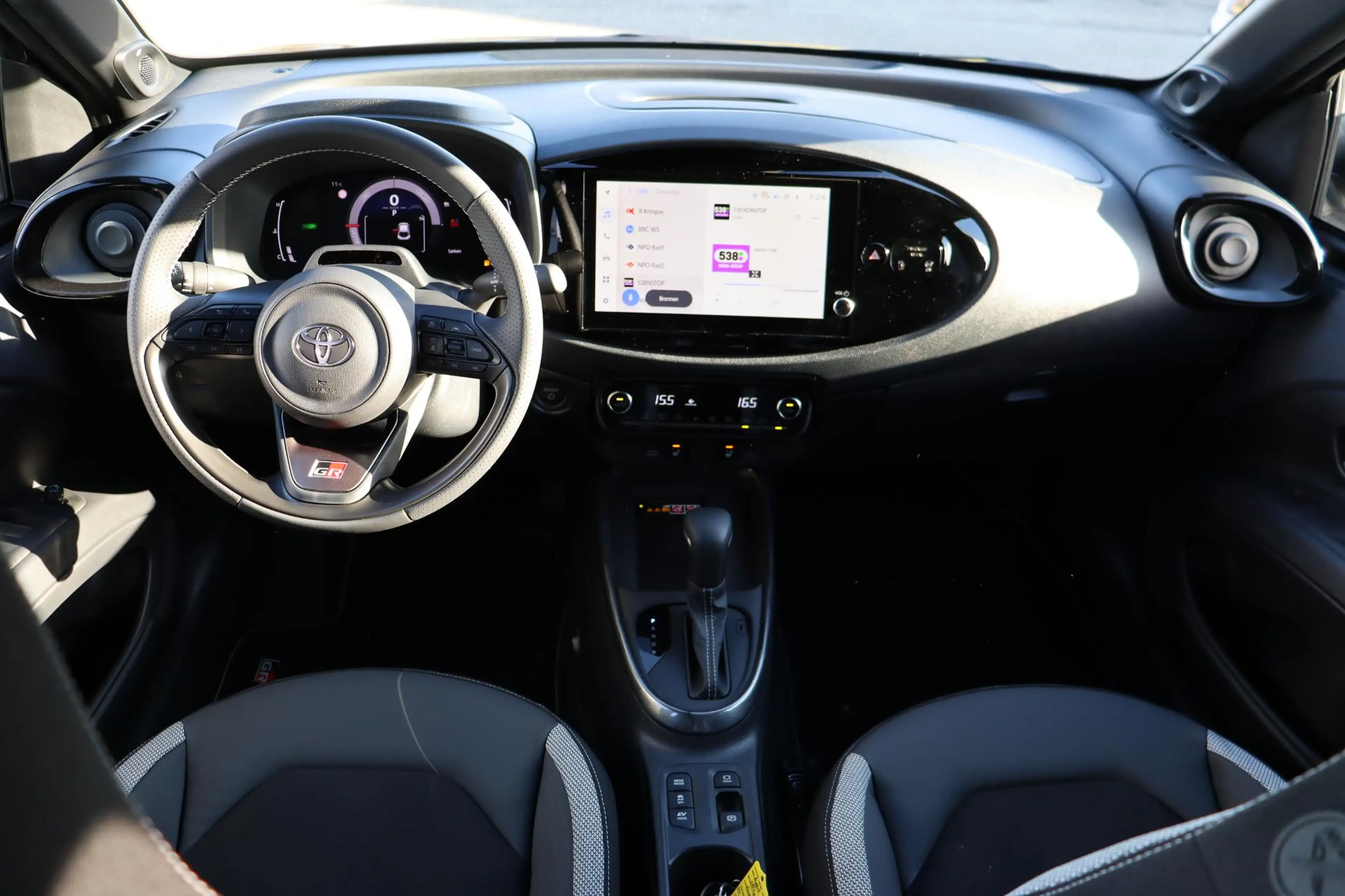 Toyota Aygo X Hybrid 115 GR Sport, € 1.100 Demo korting! ! — photo 5