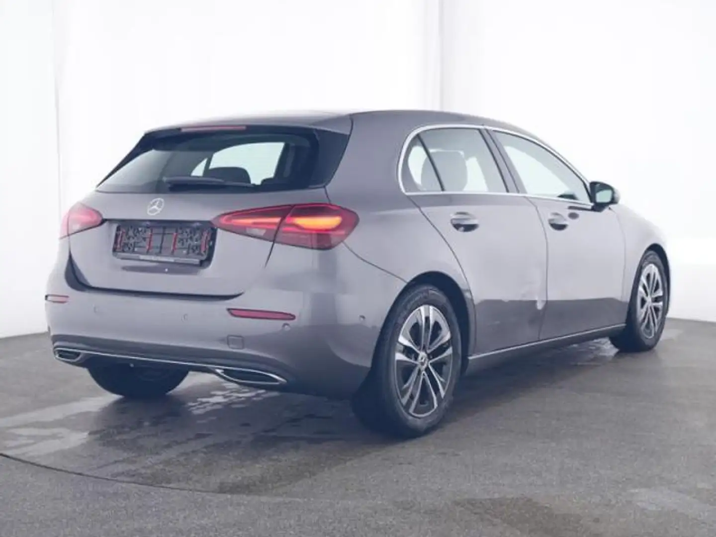 Mercedes-Benz A 200 Automatic Sport MILD HYBRID Grigio - 2
