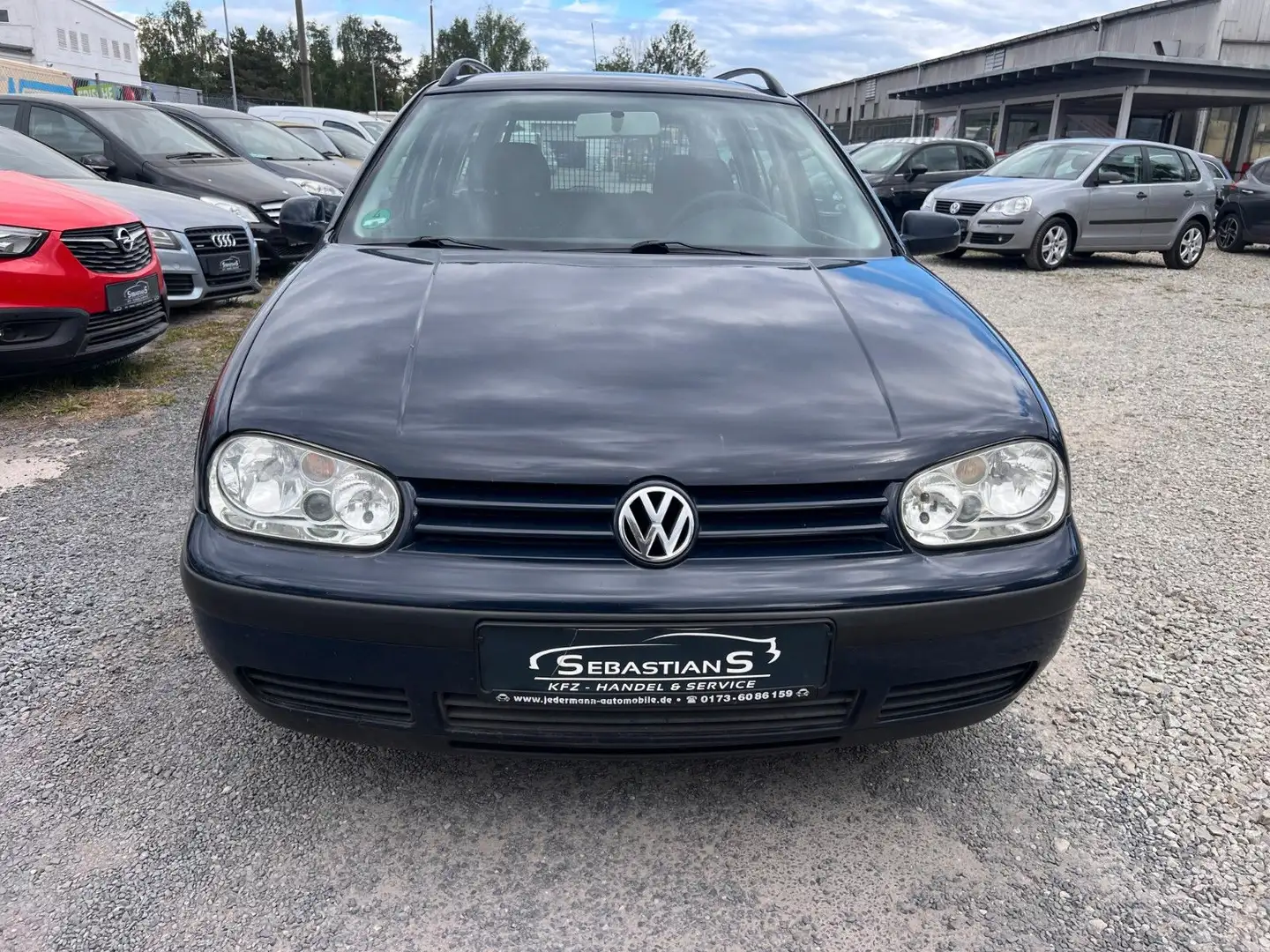 Volkswagen Golf 1.9TDI 74Kw Special Variant Tüv 01/2026 plava - 2
