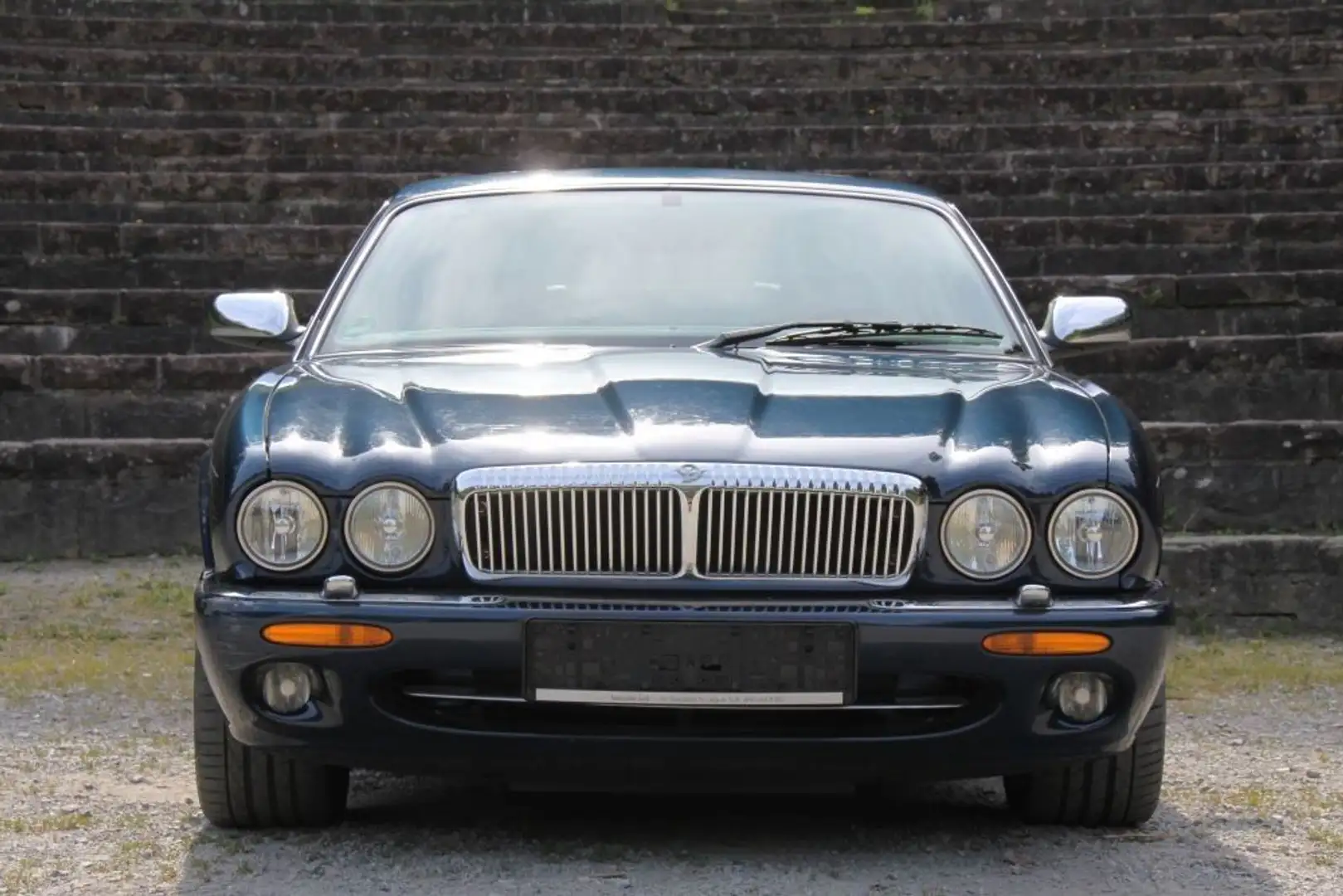 Jaguar Daimler Super V8 Langversion  Kundenauftrag Blau - 1
