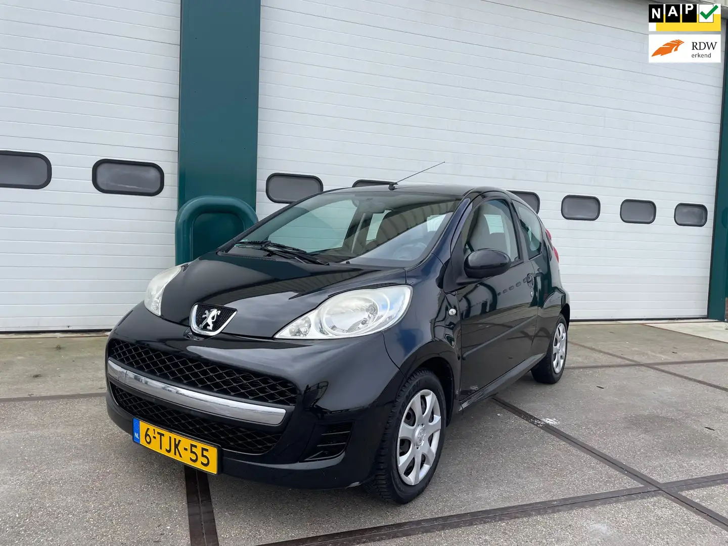 Peugeot 107 1.0-12V XR Airco! Noir - 1