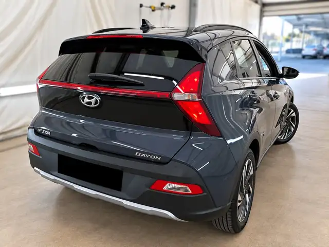 Hyundai Bayon view 3