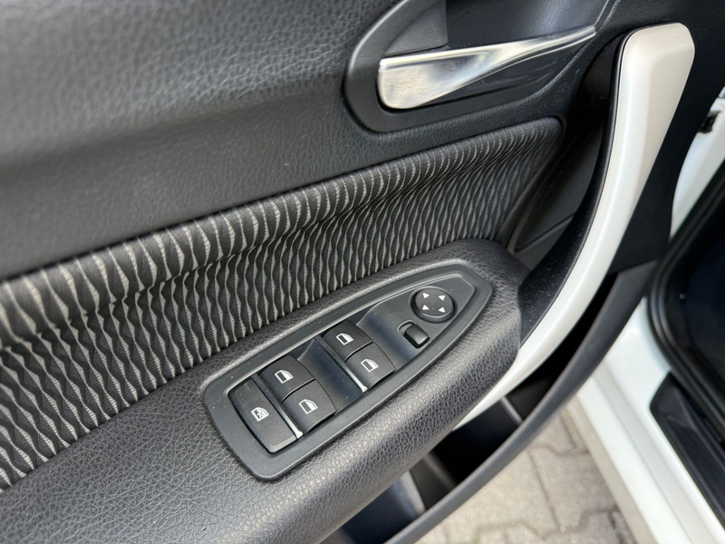 BMW 118 d Automatik LED MWST ausweisbar — photo 13