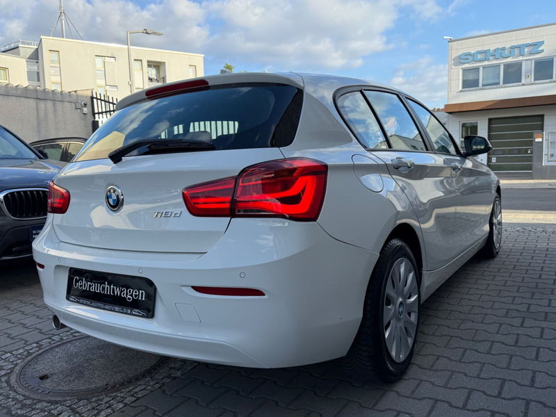 BMW 118 d Automatik LED MWST ausweisbar — photo 5