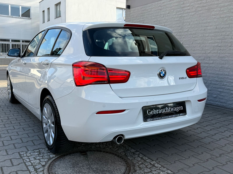 BMW 118 d Automatik LED MWST ausweisbar — photo 4