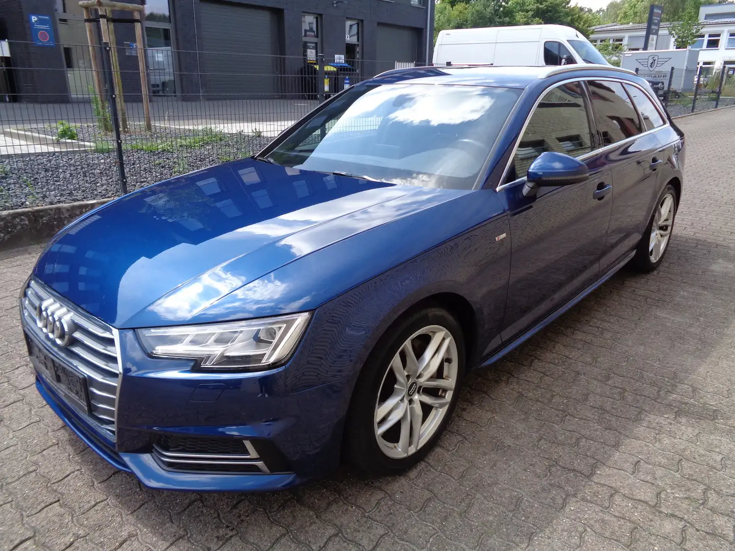 Audi A4 40 2.0 TDI quattro 3x S line Azul - 2