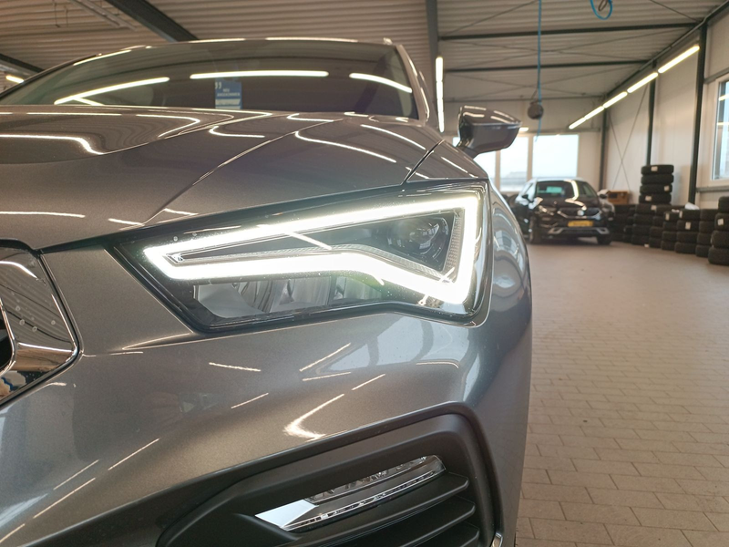 SEAT Ateca 1.5 TSI Road Edition DSG *ACC*R-CAM*SHZ* — photo 8