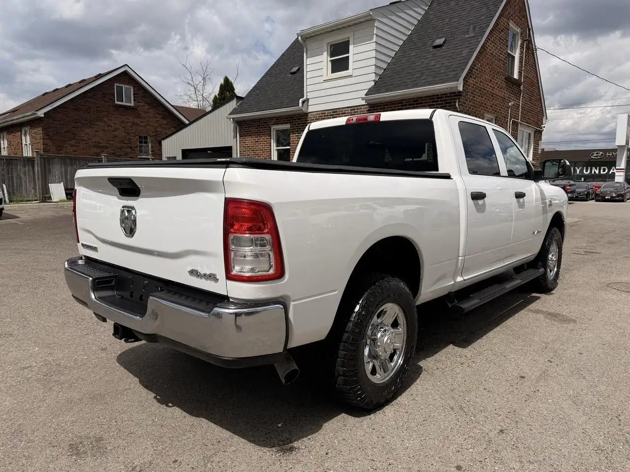 RAM 3500 снимка RAM 3500