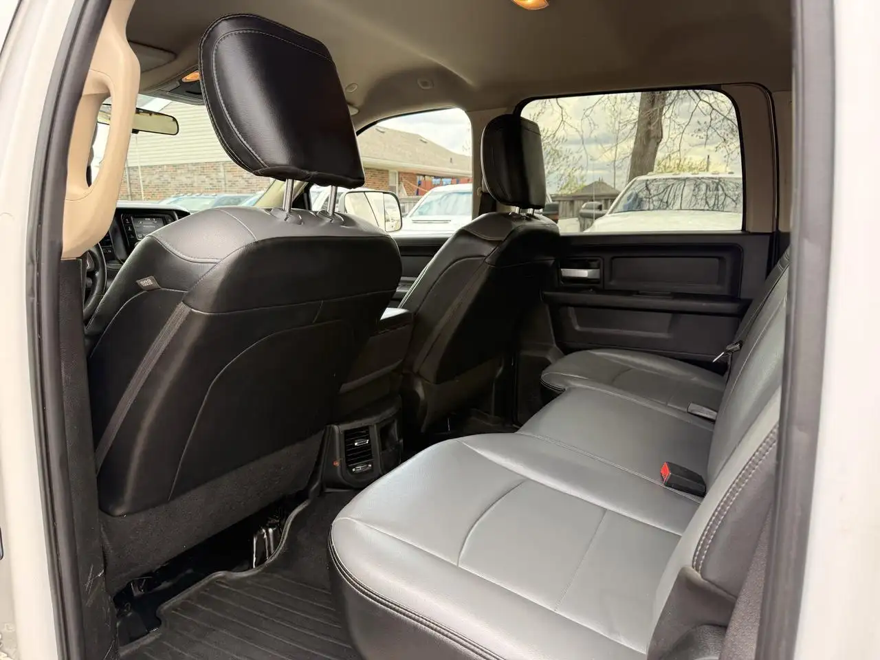 RAM 3500 снимка RAM 3500