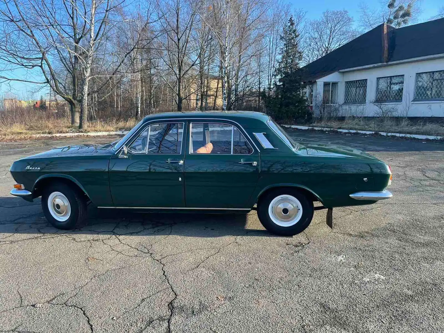 GAZ 24 Green - 2