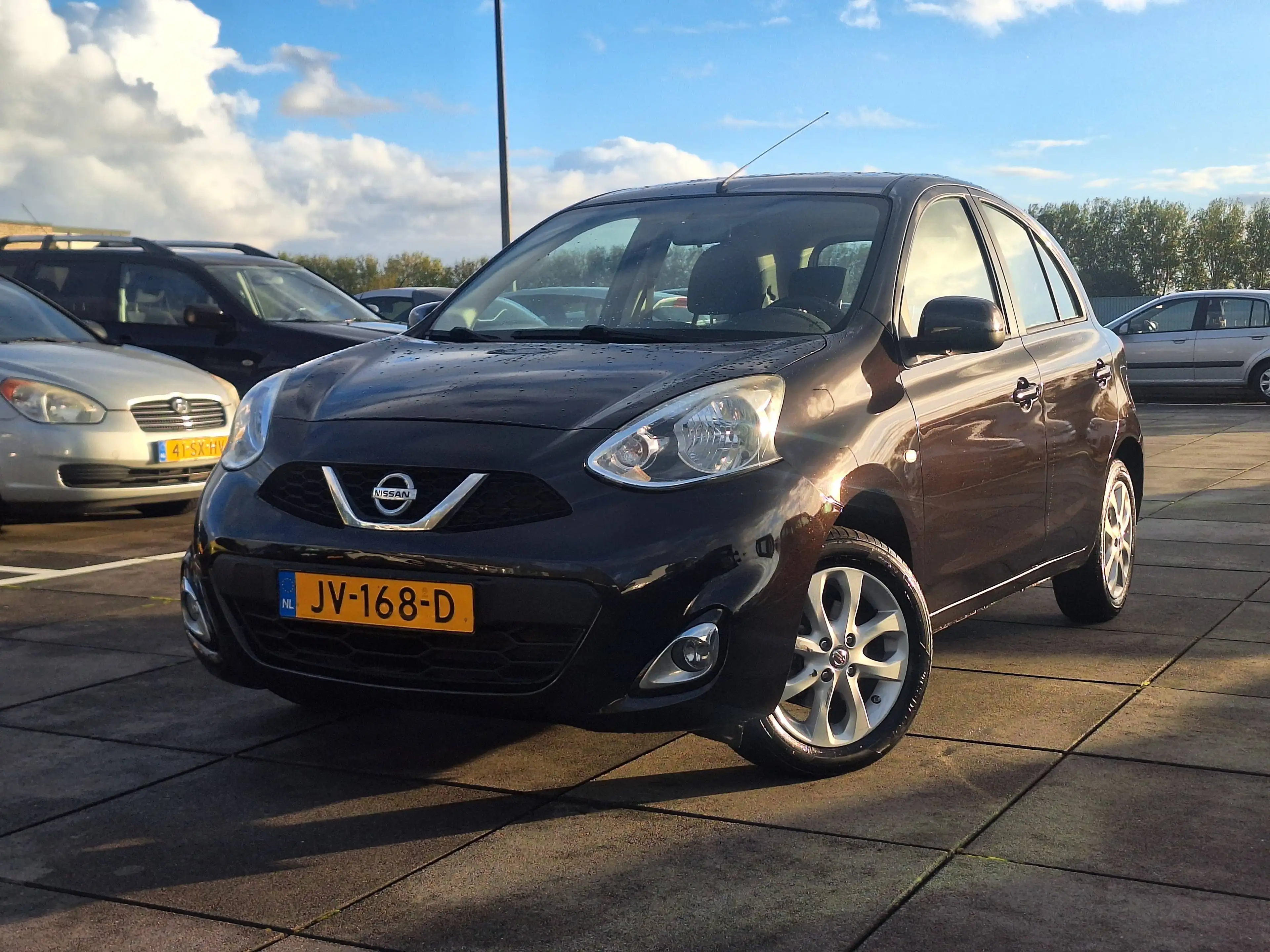 Nissan Micra € 6750,- 1.2 Acenta Automaat 39.000 kms Nappas Apk