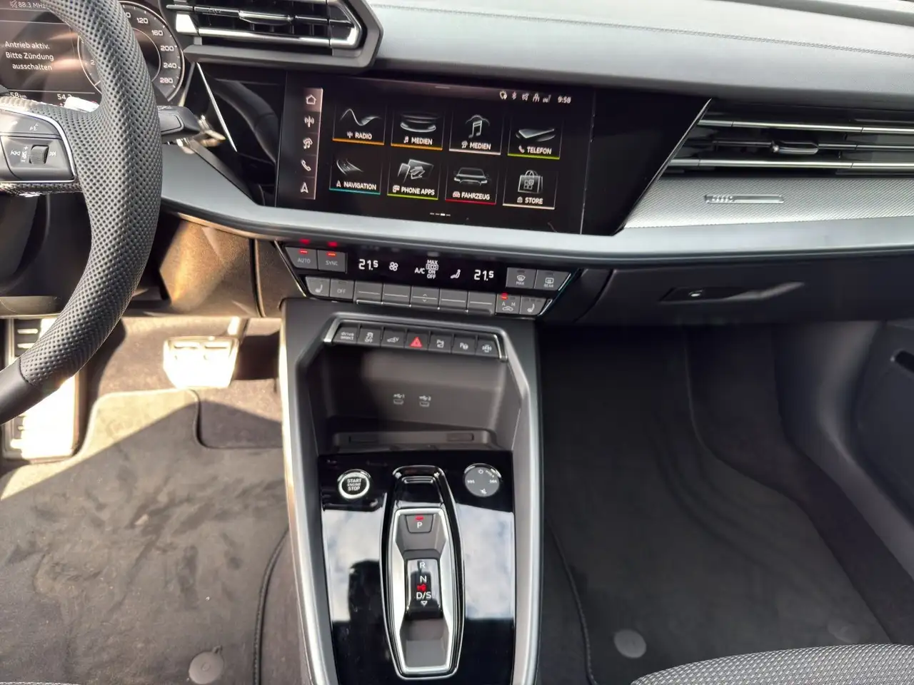 Audi A3 S line TFSIe S tronic+SONOS+PANO+MA 12