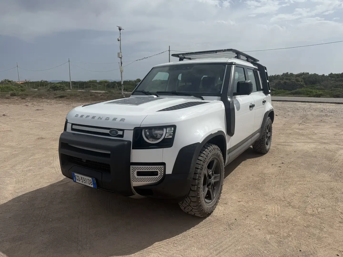 Land Rover Defender 110 2.0d sd4 SE awd 240cv auto - 1
