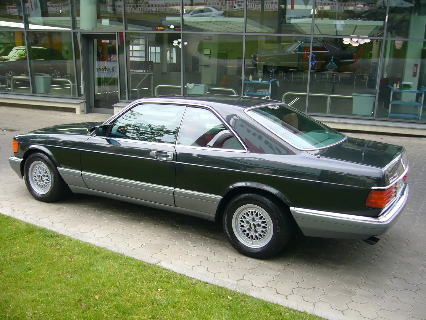 Mercedes-Benz 560 SEC-Klasse SEC Noir - 1