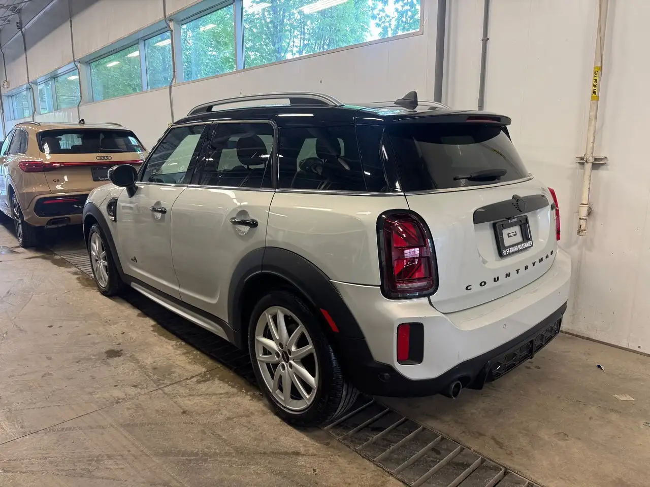 MINI Countryman снимка MINI Countryman
