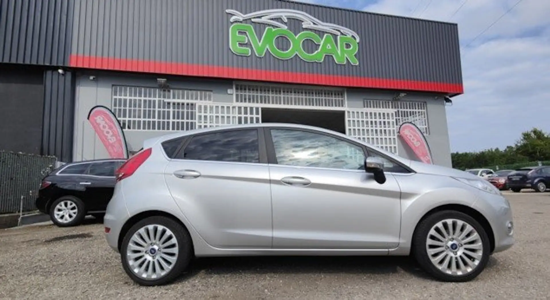 Ford Fiesta Fiesta VI 2008 5p 1.2 16v Titanium 82cv Argento - 1