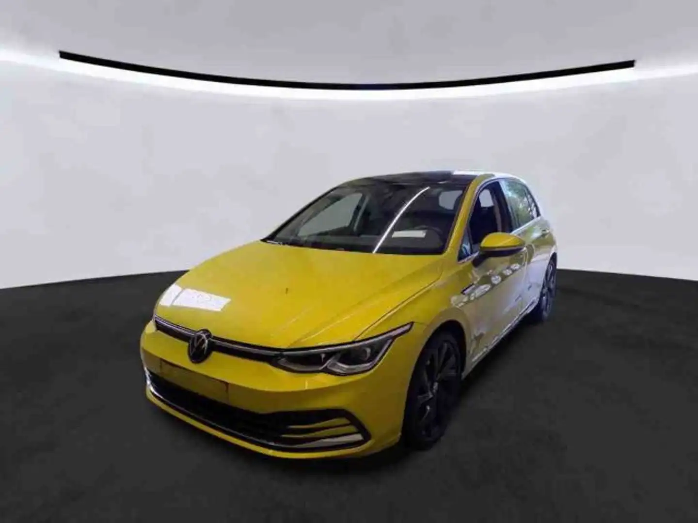 Volkswagen Golf VIII 1.5 eTSI DSG Style *Navi*Pano*IQ-Light Gelb - 2