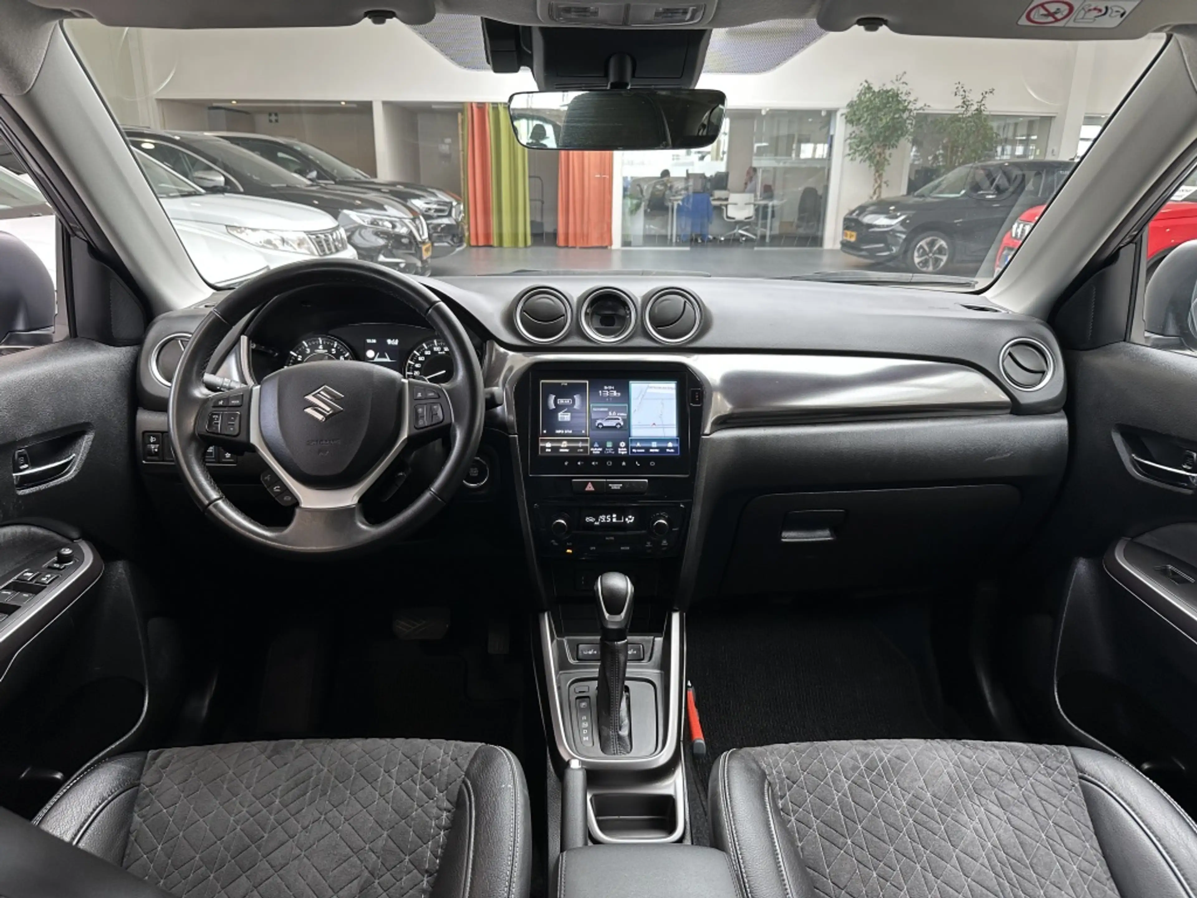 Suzuki Vitara 1.4 Boosterjet Hybride Style [ PANORAMADAK I CAMER — photo 25