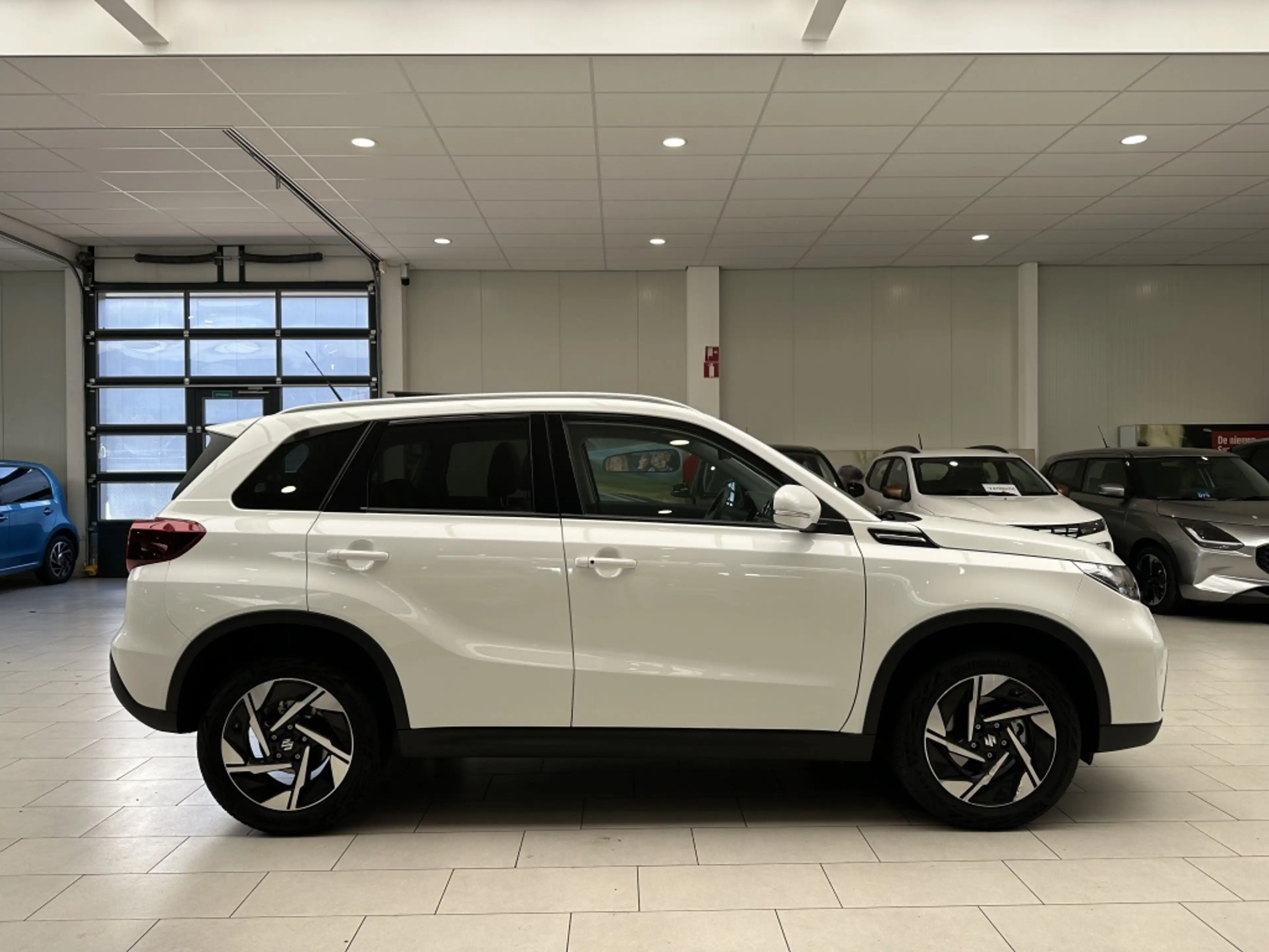 Suzuki Vitara 1.4 Boosterjet Hybride Style [ PANORAMADAK I CAMER — photo 9