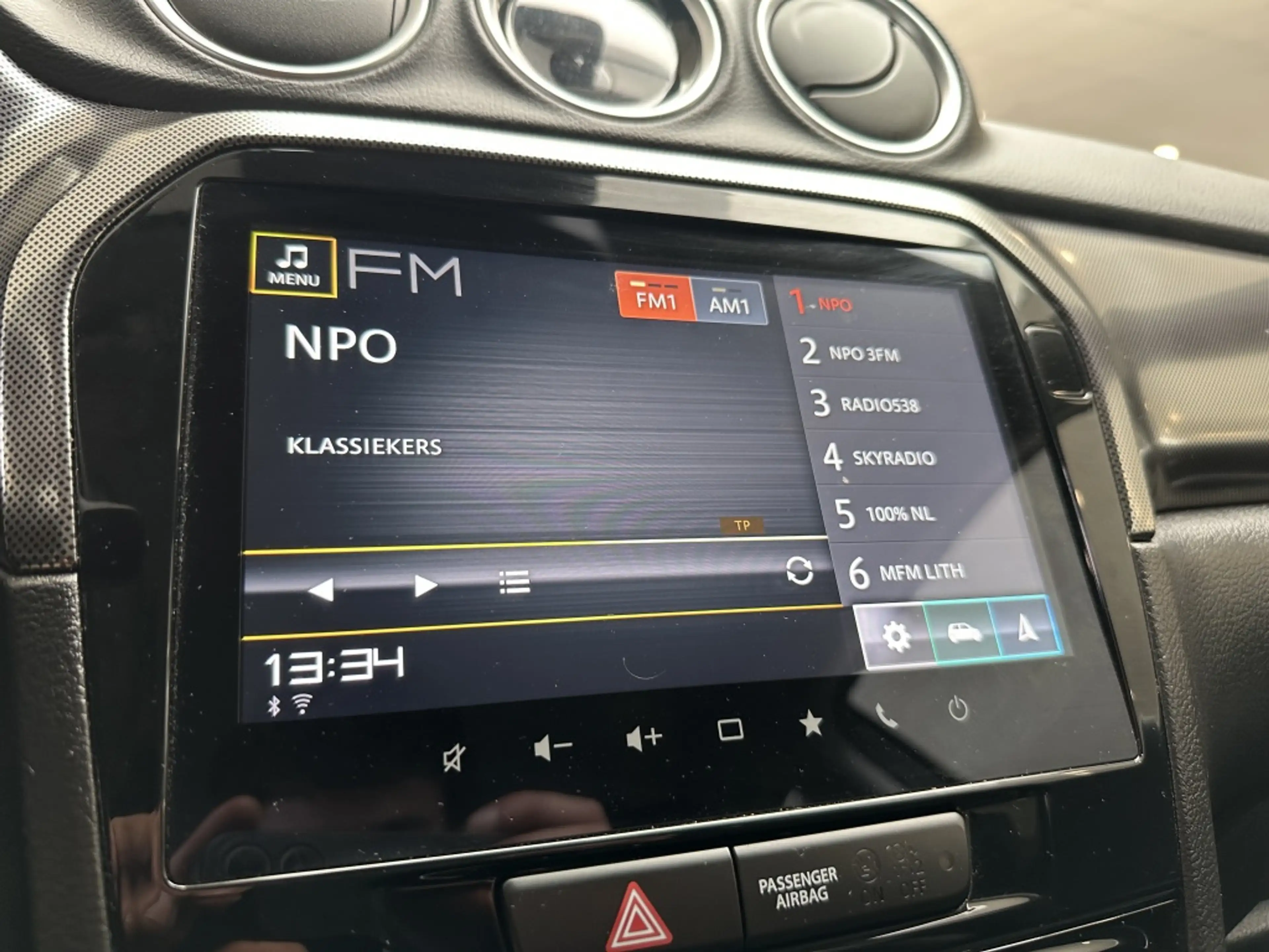 Suzuki Vitara 1.4 Boosterjet Hybride Style [ PANORAMADAK I CAMER — photo 13