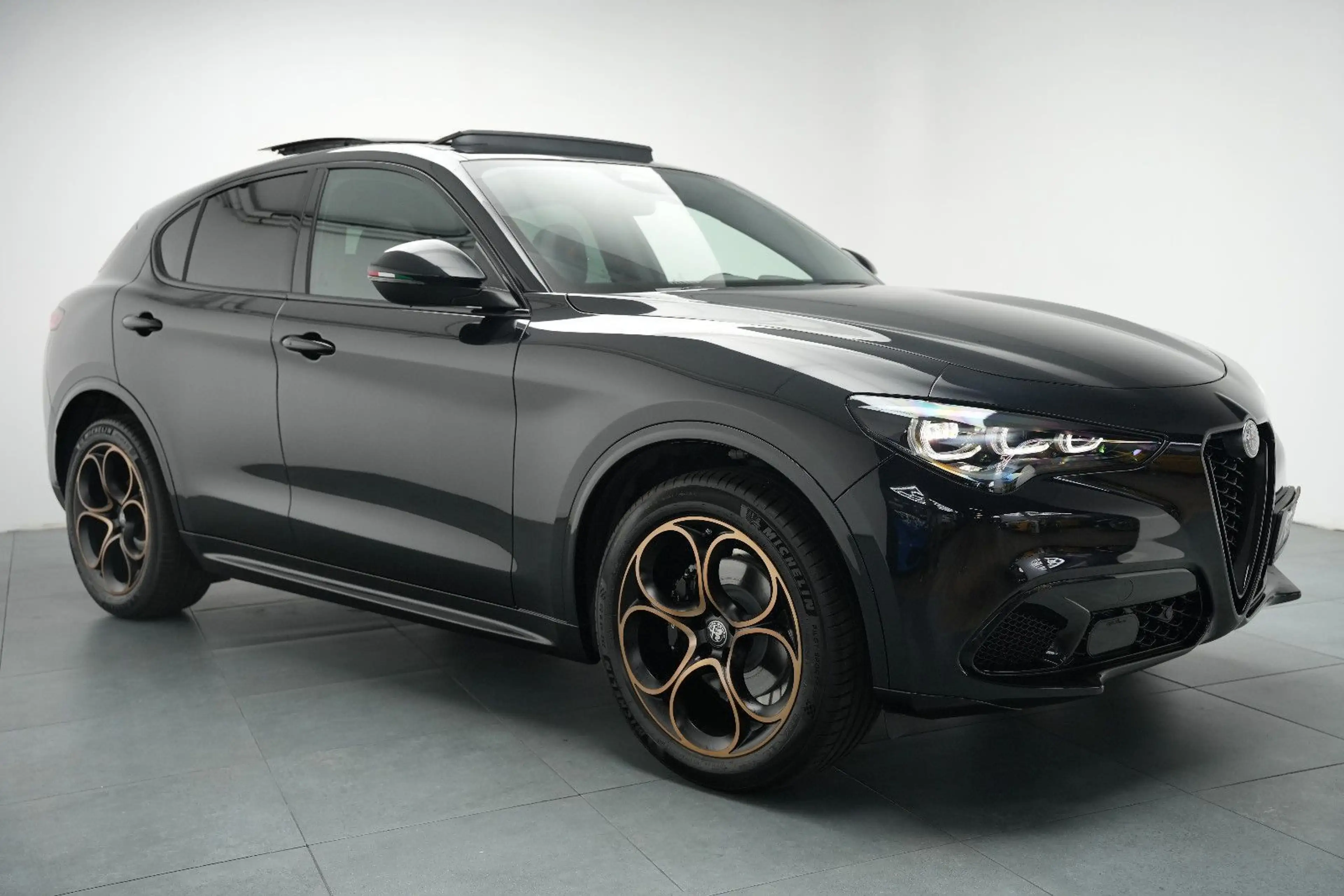 Alfa Romeo Stelvio Intensa *Panorama*Harman&Kardon*NEU*Kam — photo 5