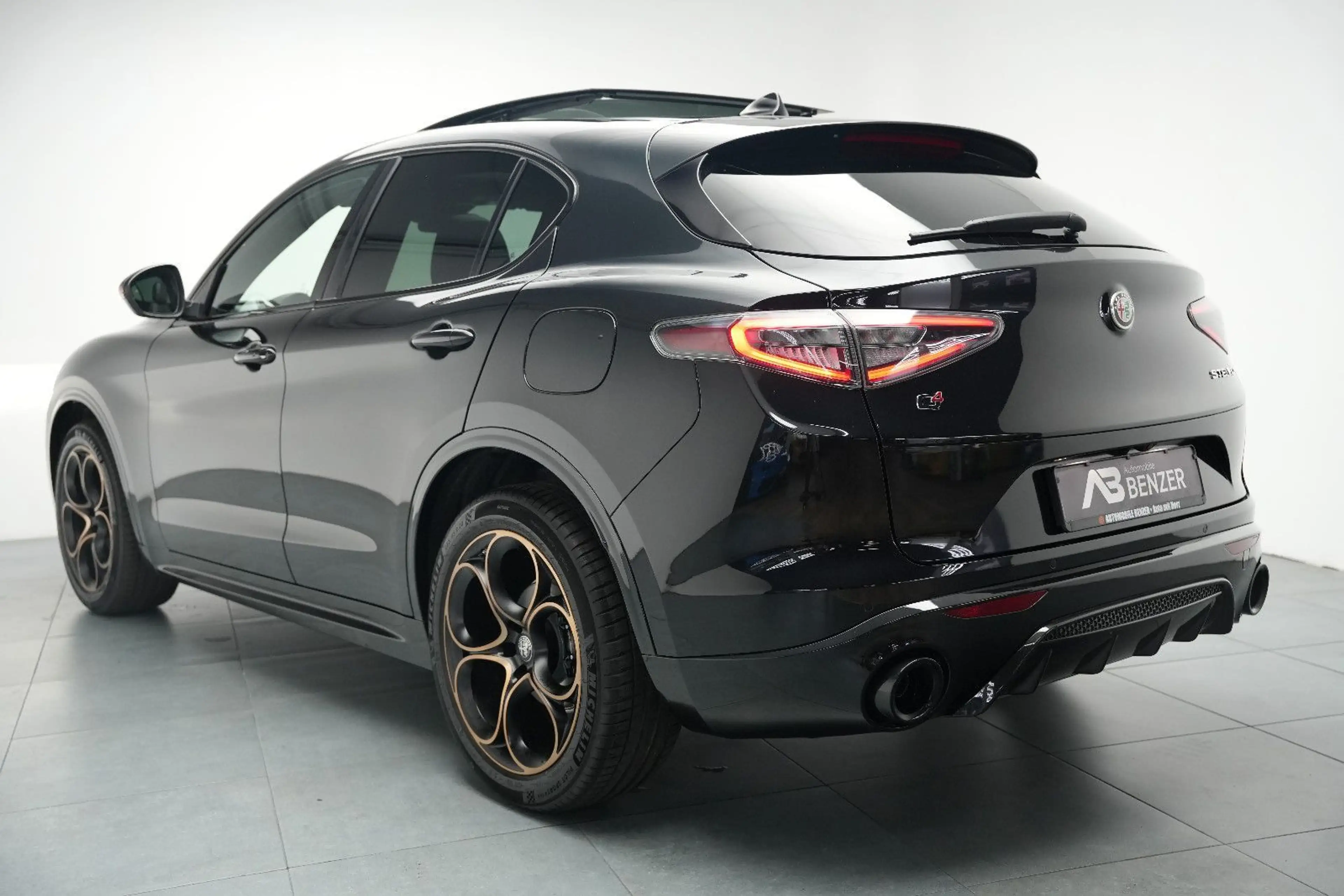 Alfa Romeo Stelvio Intensa *Panorama*Harman&Kardon*NEU*Kam — photo 7