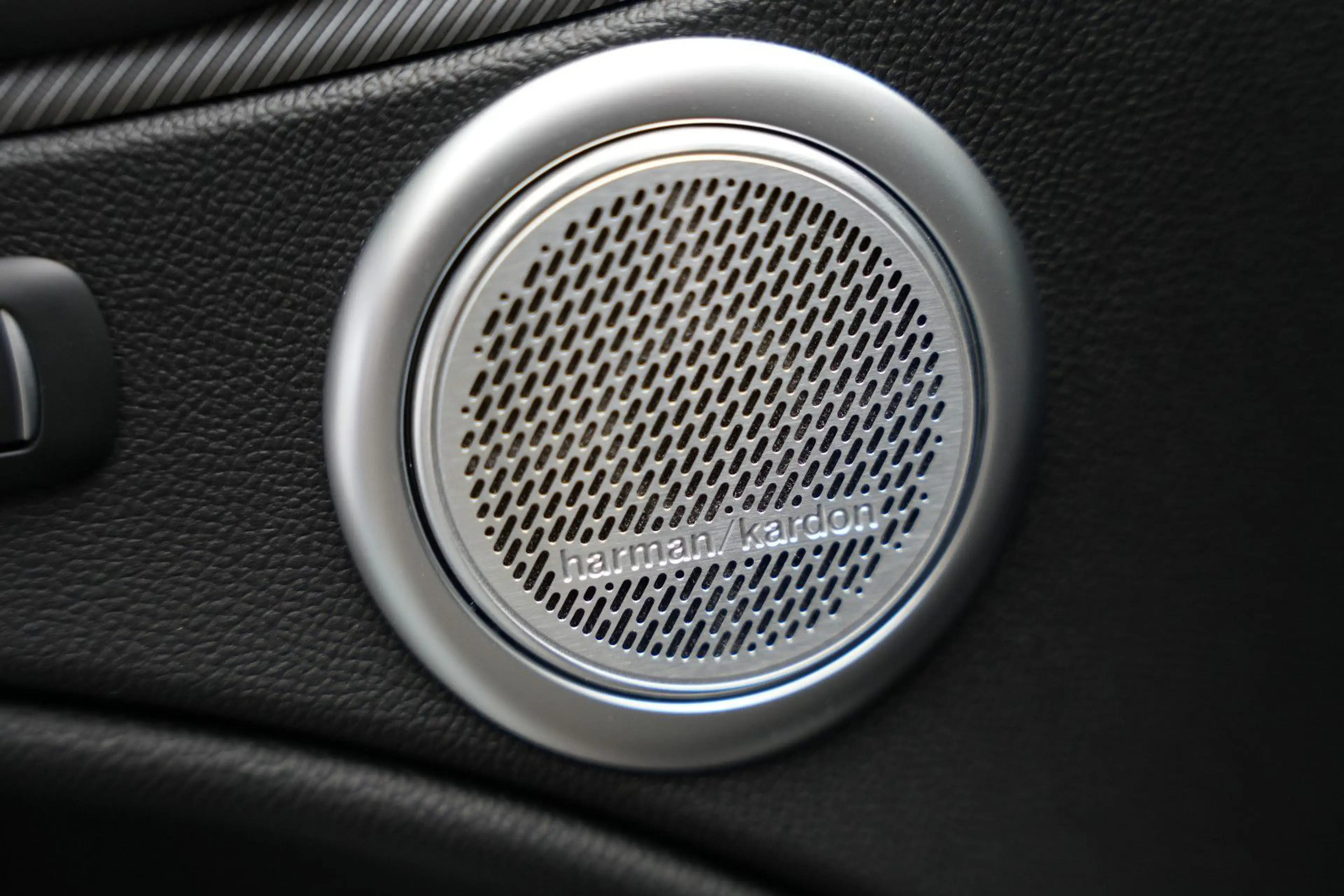 Alfa Romeo Stelvio Intensa *Panorama*Harman&Kardon*NEU*Kam — photo 15