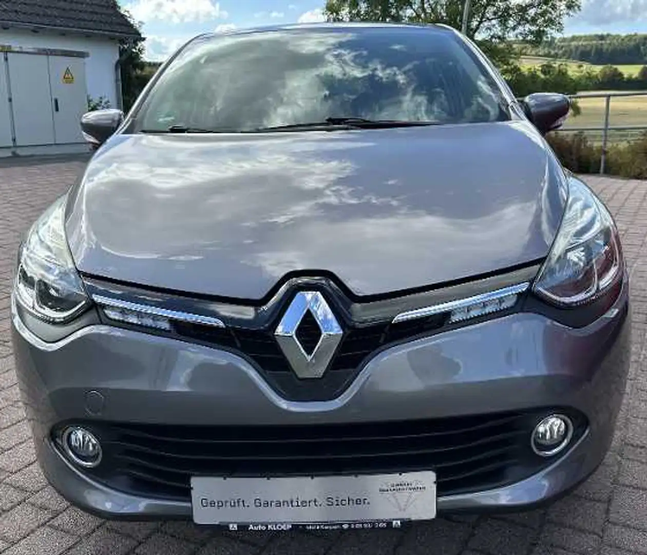Renault Clio LimS5 0.9 Dynamique TCe90 Grau - 2