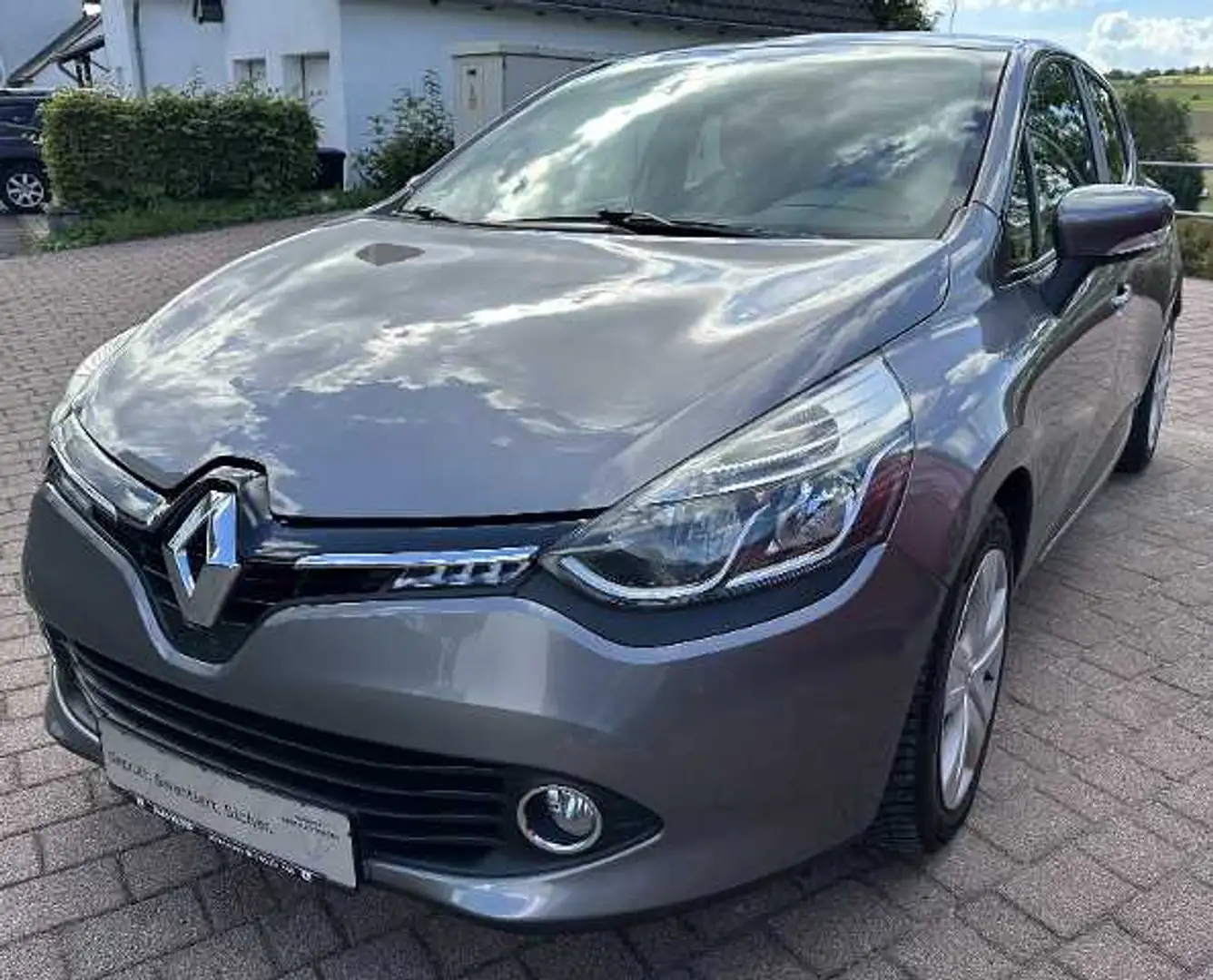 Renault Clio LimS5 0.9 Dynamique TCe90 Grau - 1