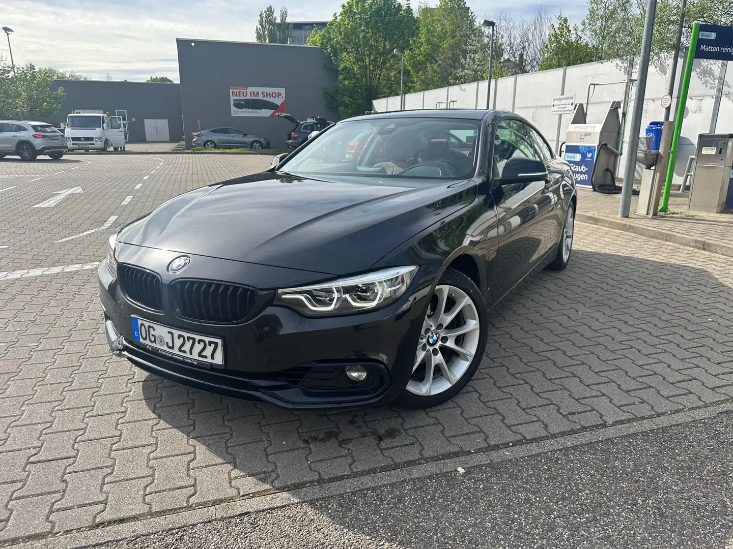 BMW 420 420i Coupe Aut. Sport Line Schwarz - 1