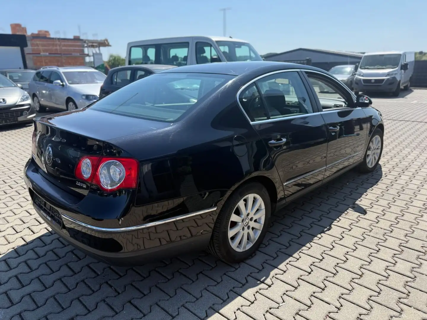 Volkswagen Passat Lim. Comfortline ** aus 1. Hand** TüV NEU Schwarz - 2