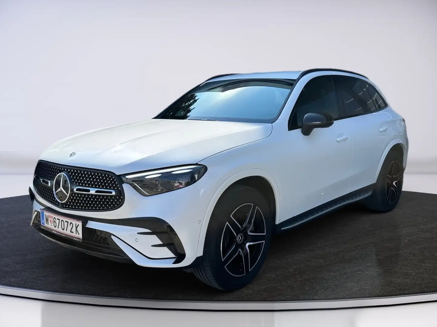 Mercedes-Benz GLC 400 e 4MATIC AMG Advanced Plus, Night Paket Weiß - 2