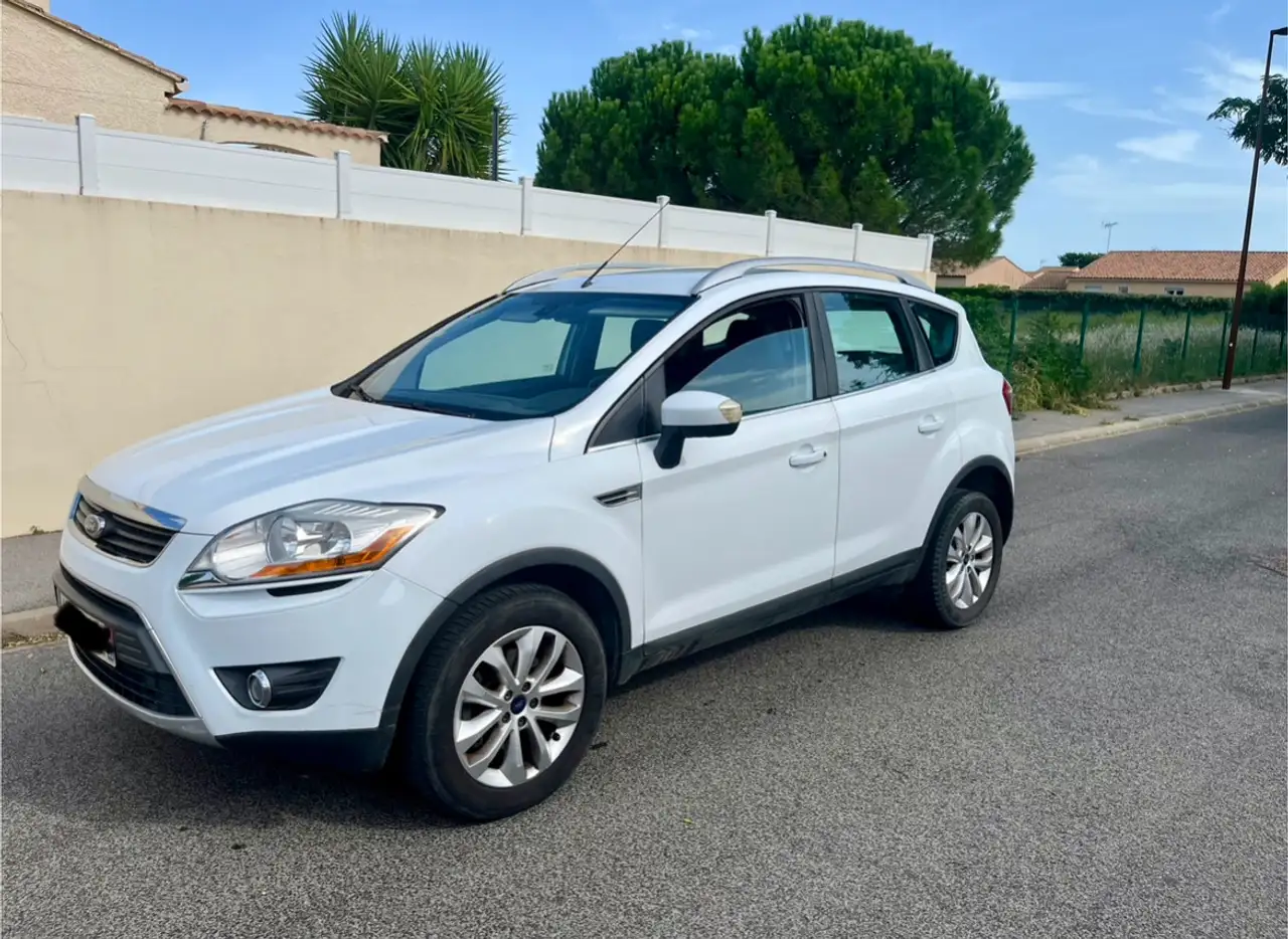 Ford Kuga 2.0 TDCi 136 DPF 4x2 Titanium