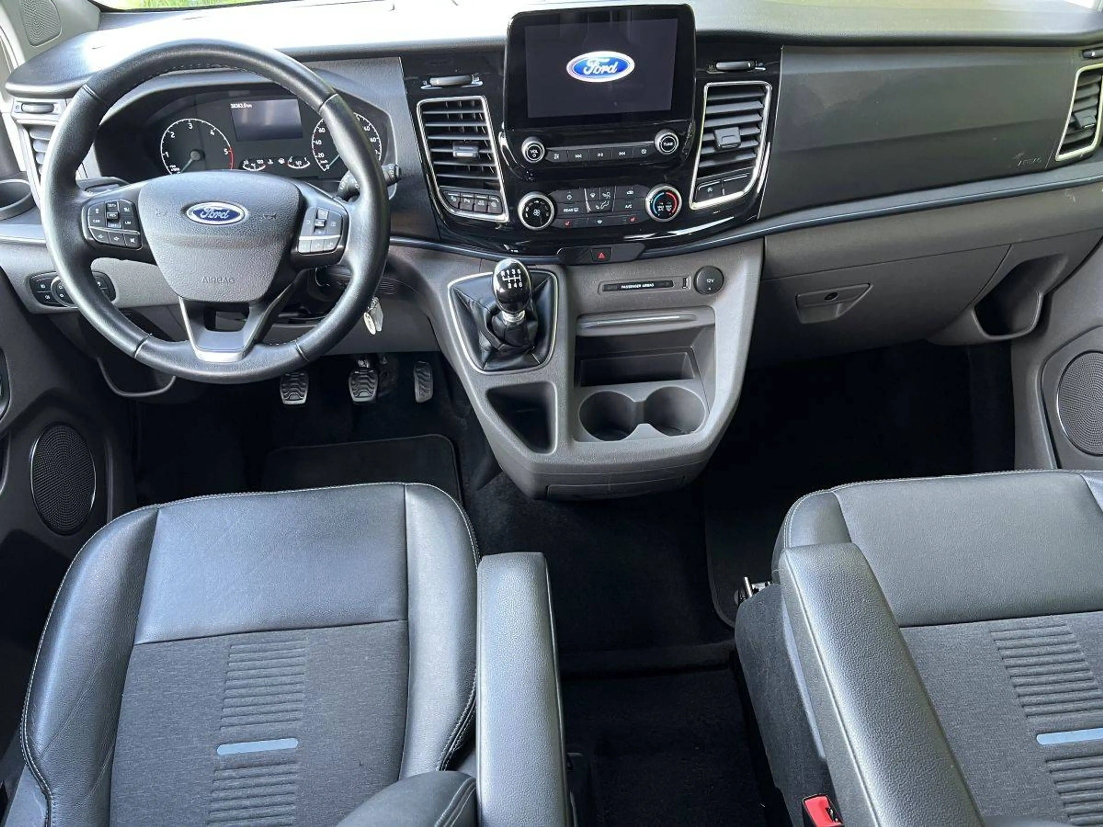 Ford Tourneo Custom 2.0 TDCi Mild-Hybrid L1 Active *Top-Zustand* Trittbretter* — photo 15