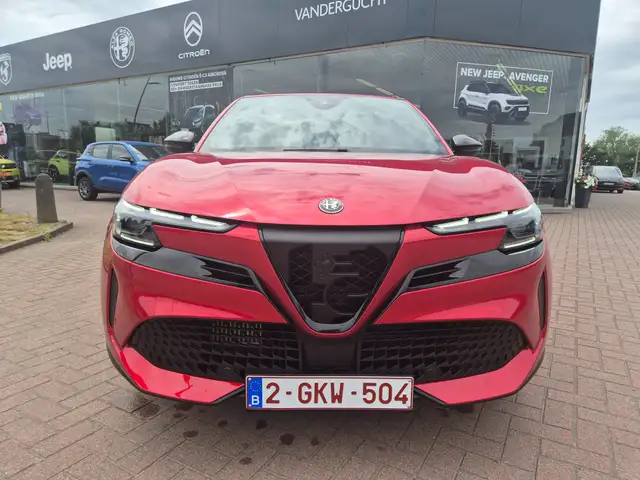 Alfa Romeo Junior Speciale Ibrida | Corsa by Sabelt interior