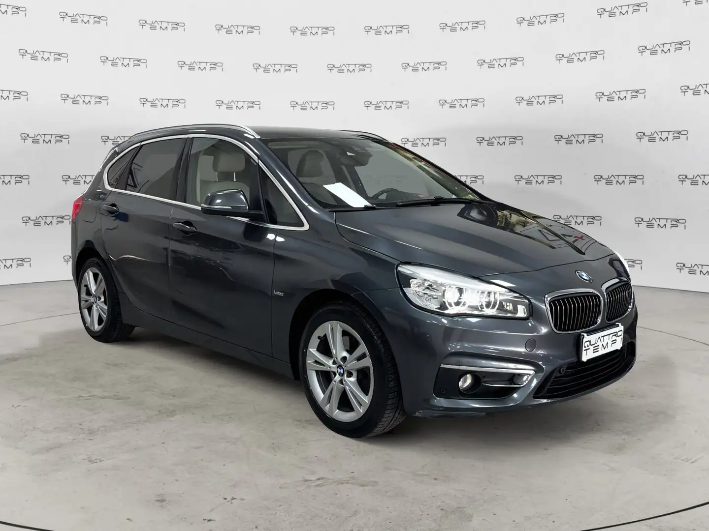 BMW 220 220d xDrive Active Tourer Luxury aut. Gris - 1