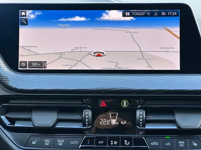 BMW 1 Series view 15