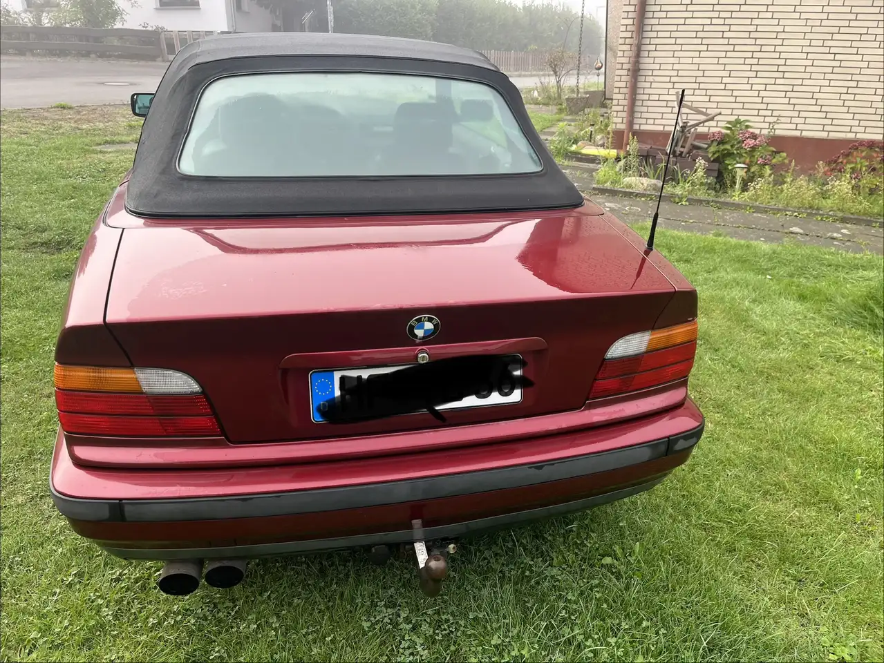 BMW 318i, foto 2