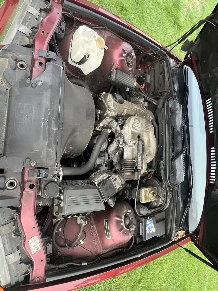 BMW 318i, foto 11