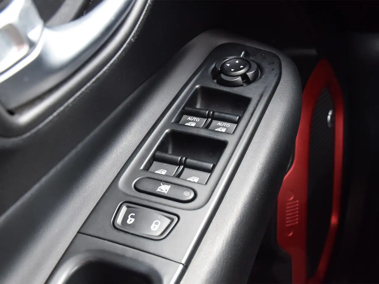 Jeep Renegade снимка Jeep Renegade